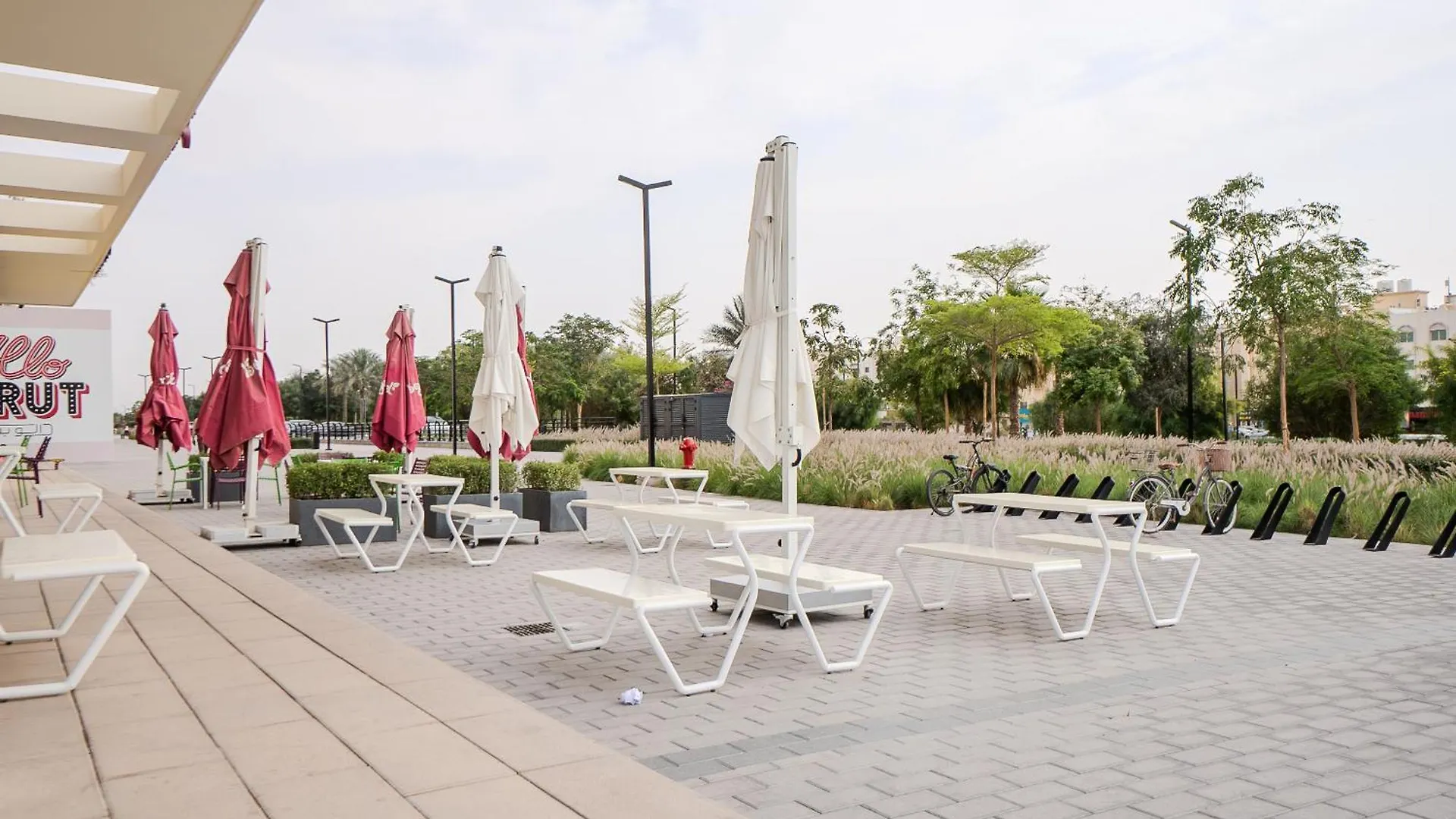 Studio Apartment With Balcony - Infinity View Sharjah